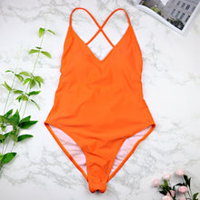 2017 women Swimwear Sexy high cut one piece swimsuit Backless swim suit Black White Red  thong Bathing suit female Monokini 2741